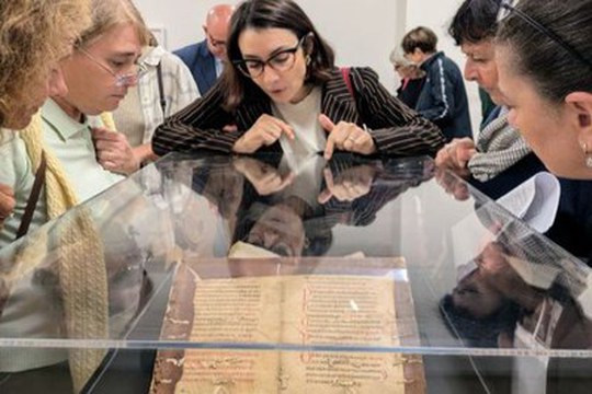 POST-SCRIPTUM: a Bologna una mostra sul riuso dei manoscritti medievali e dell’Età moderna POST-SCRIPTUM: a Bologna una mostra sul riuso dei manoscritti medievali e dell’Età moderna